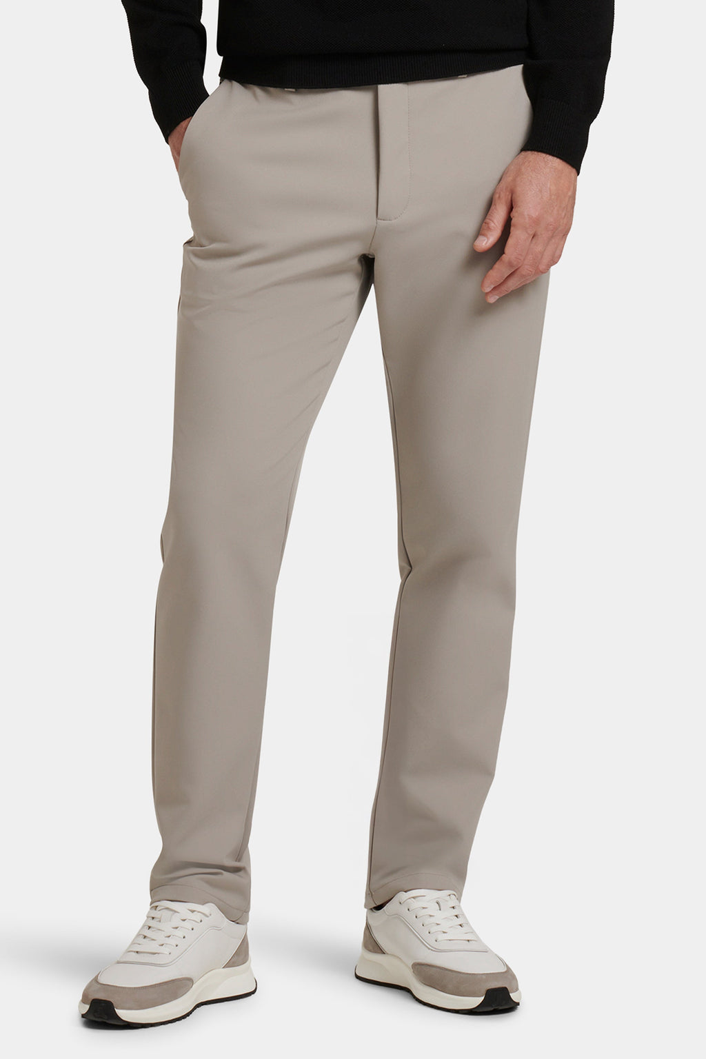 THE TECH PANTS LOOK SHARP