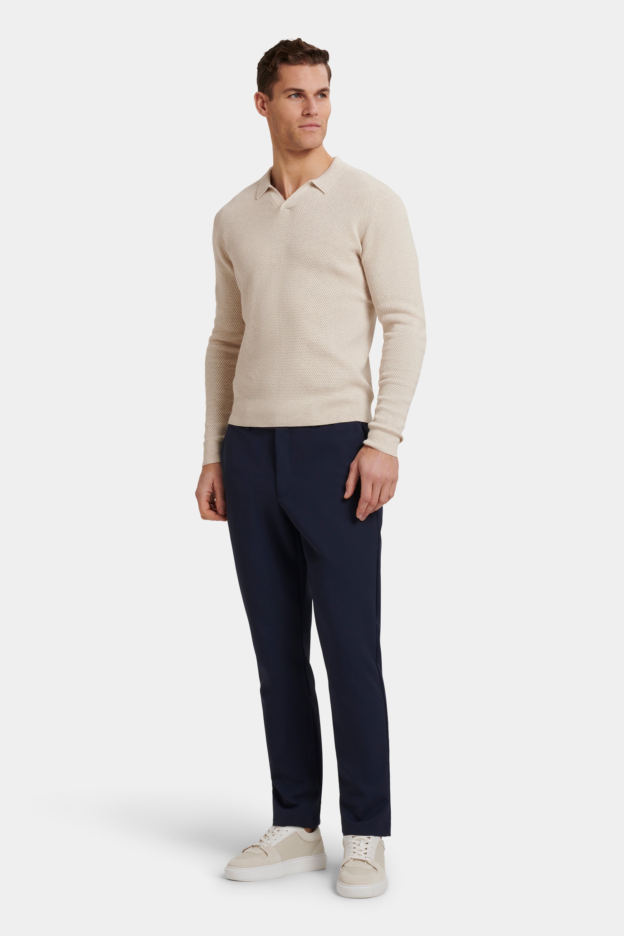 THE TECH PANTS LOOK SHARP