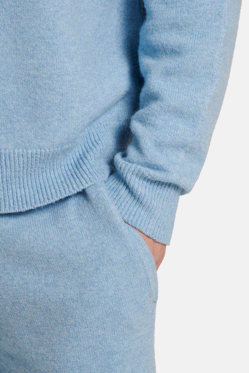 THE SAVONA JOGGER CLEAN SHAPE