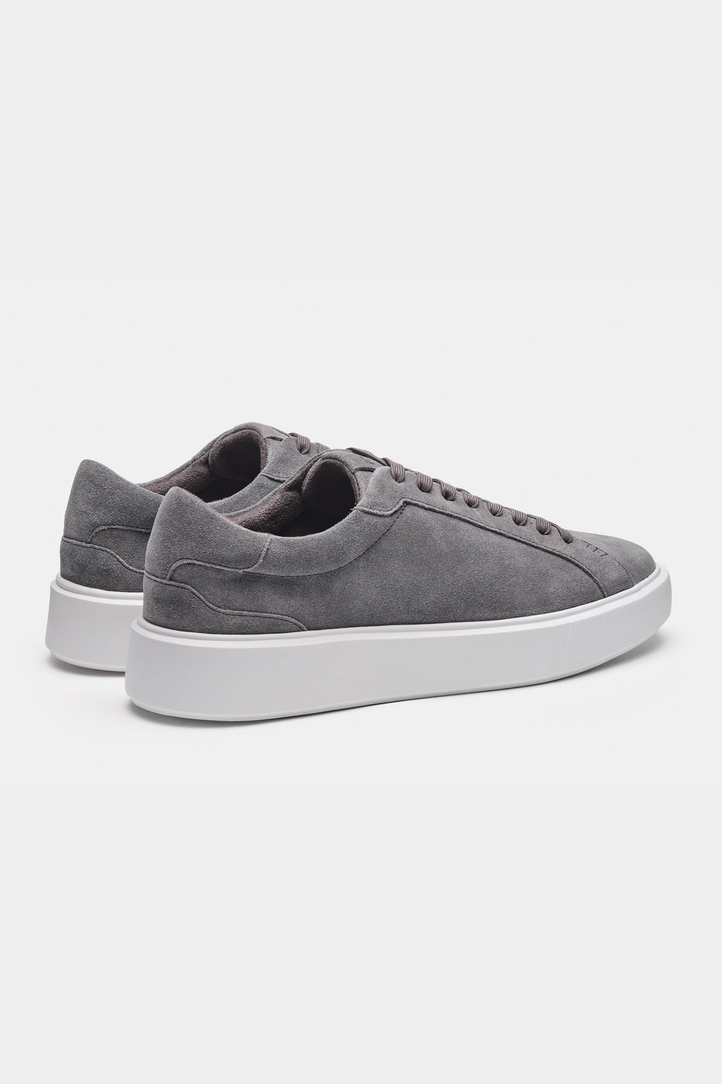 CLASSIC SUEDE TRAINER