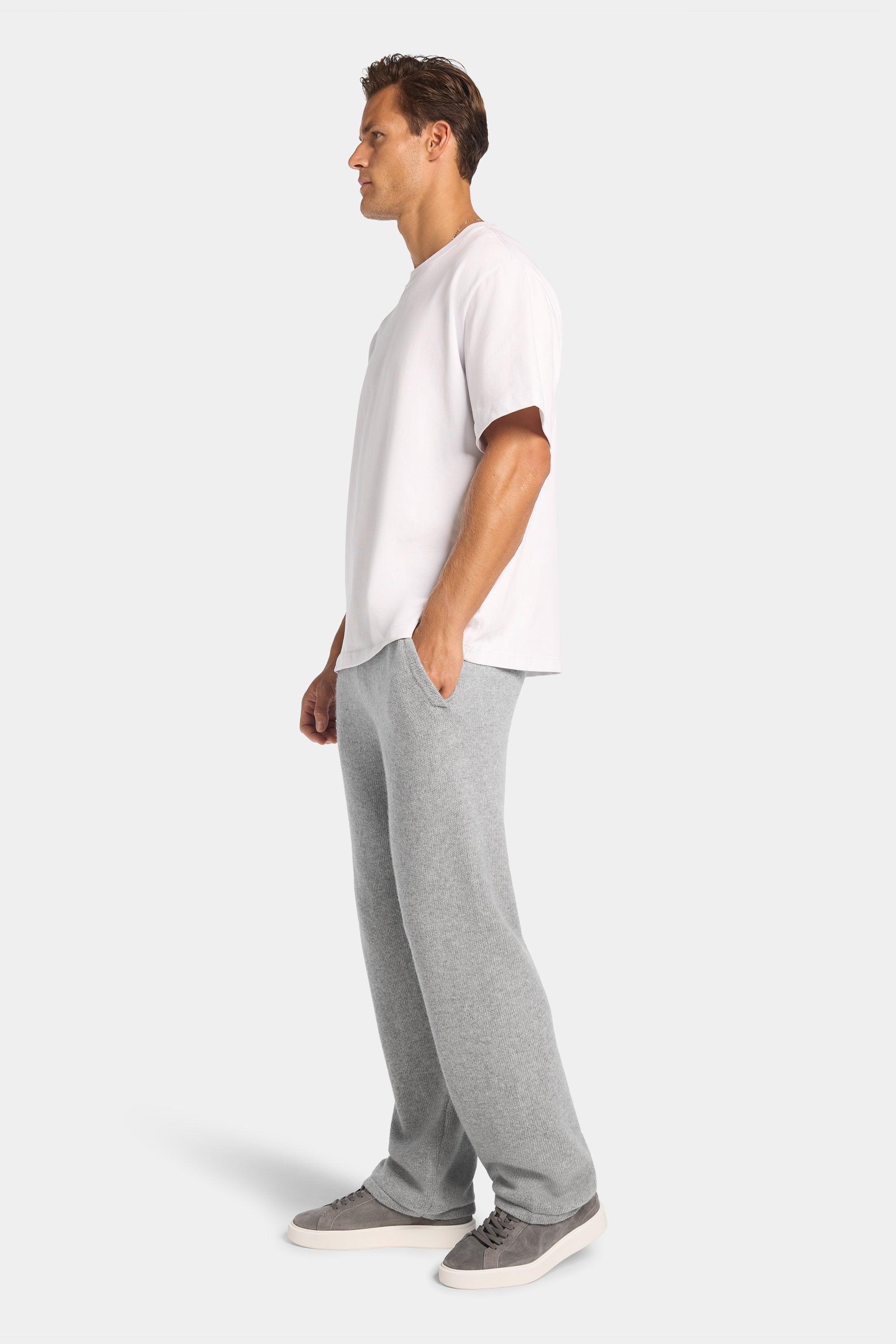 THE SAVONA JOGGER CLEAN SHAPE