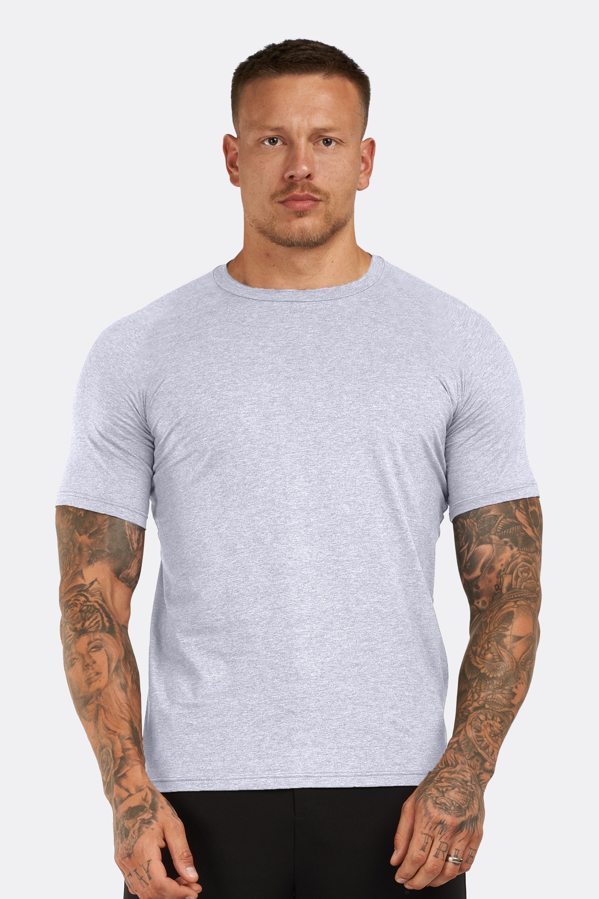 ESSEN CORE T-SHIRT